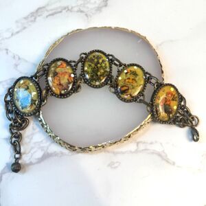 Vintage Avon Nina Ricci Victorian Style Christmas Panel Bracelet